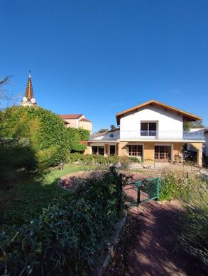 Maison de luxe à Mions, Rhône