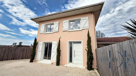 Maison de luxe à Soustons, Landes