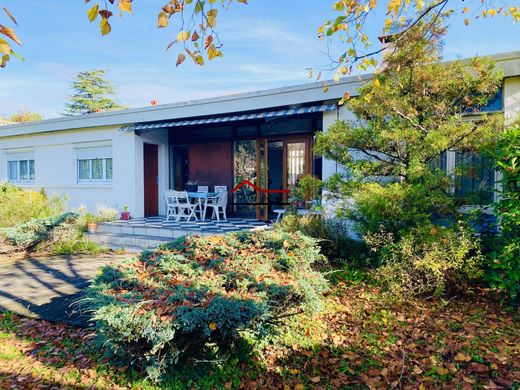 호화 저택 / Mérignac, Gironde