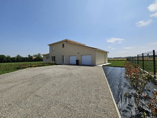 Luksusowy dom w Tarabel, Upper Garonne