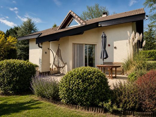 Luxury home in Gex, Ain