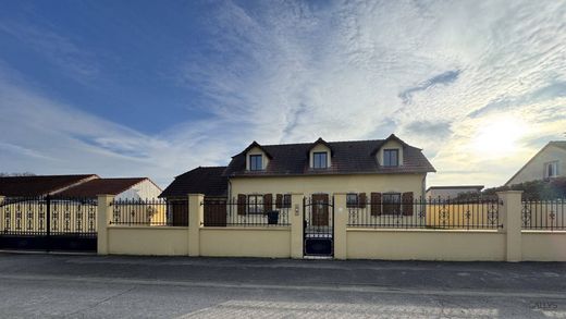 豪宅  Manderen, Moselle