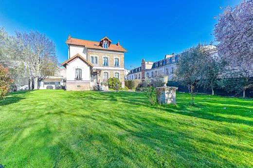 Luxus-Haus in Saint-Mandé, Val-de-Marne