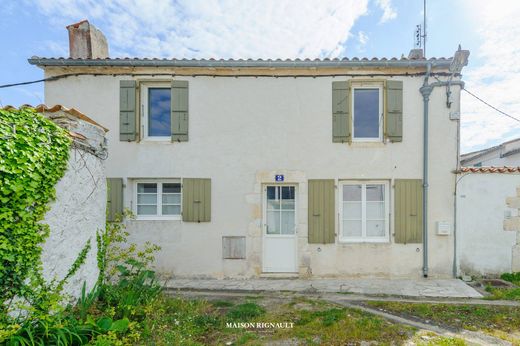 Luxury home in La Couarde-sur-Mer, Charente-Maritime