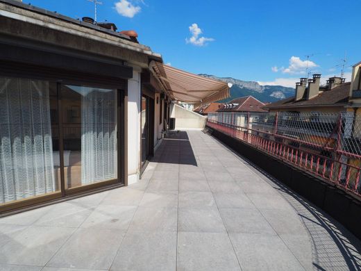 Квартира, Annecy, Haute-Savoie