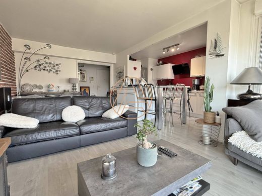 Apartament w Saint-Maur-des-Fossés, Val-de-Marne