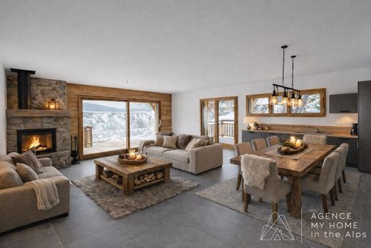 Apartment / Etagenwohnung in Essert-Romand, Haute-Savoie