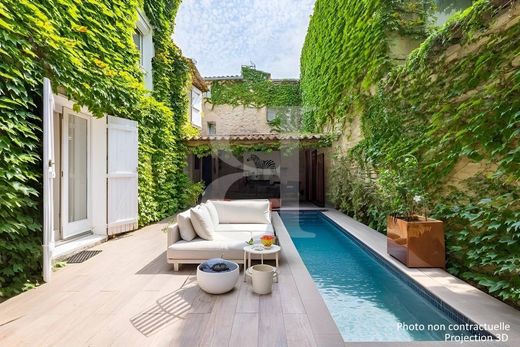 Luxe woning in L'Isle-sur-la-Sorgue, Vaucluse