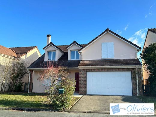 ‏בתי יוקרה ב  Voisins-le-Bretonneux, Yvelines