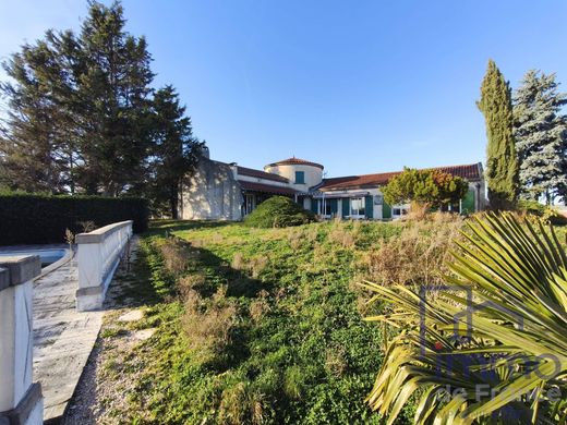 Luxury home in Veauchette, Loire
