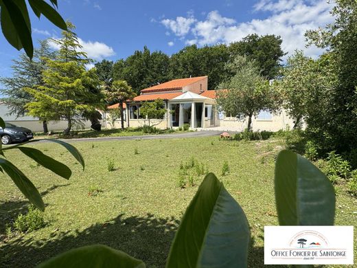 Casa de lujo en Saint-Augustin, Charenta Marítima