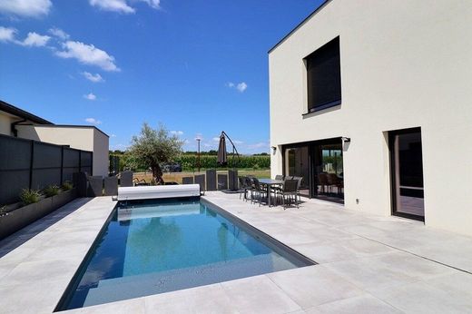 Casa di lusso a Wolfgantzen, Alto Reno