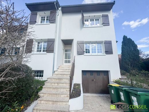 Casa di lusso a Fontenay-aux-Roses, Hauts-de-Seine