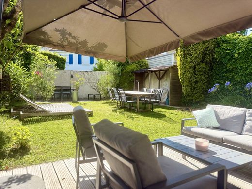 Nantes, Loire-Atlantiqueの高級住宅