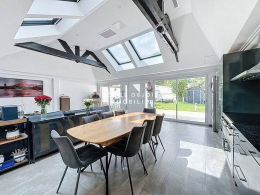 Luxury home in Joinville-le-Pont, Val-de-Marne