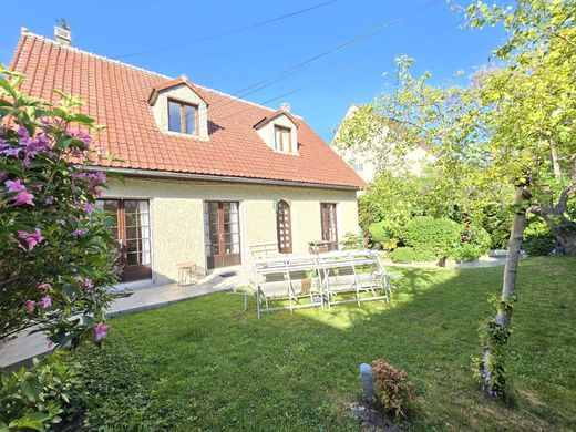 Luxury home in Bagnolet, Seine-Saint-Denis