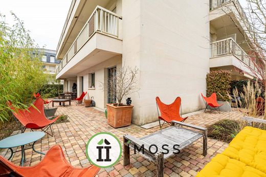 Apartment in Chantilly, Oise