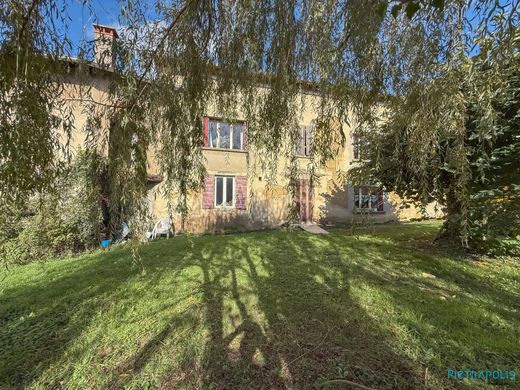 Luxury home in Fleurieu-sur-Saône, Rhône