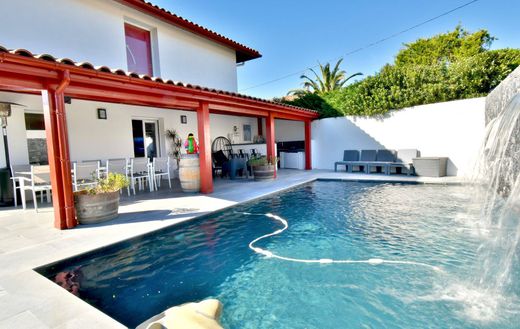 Luxury home in Saint-Pée-sur-Nivelle, Pyrénées-Atlantiques