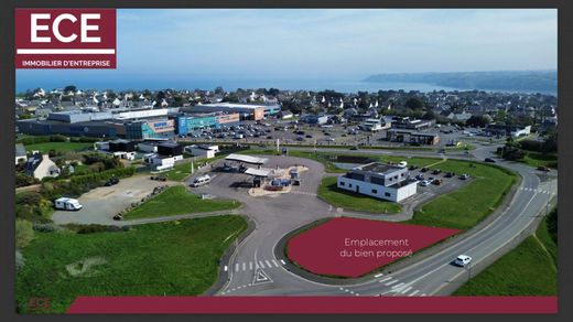 مكتب ﻓﻲ Binic, Côtes-d'Armor