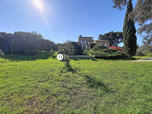 Luxury home in Jonquerettes, Vaucluse