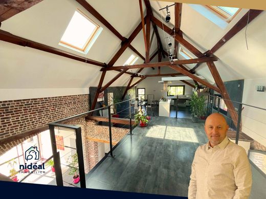 Luxe woning in Hergnies, North