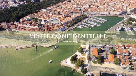 Casa di lusso a La Rochelle, Charente-Maritime
