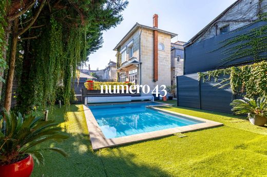 Luxus-Haus in Bordeaux, Gironde