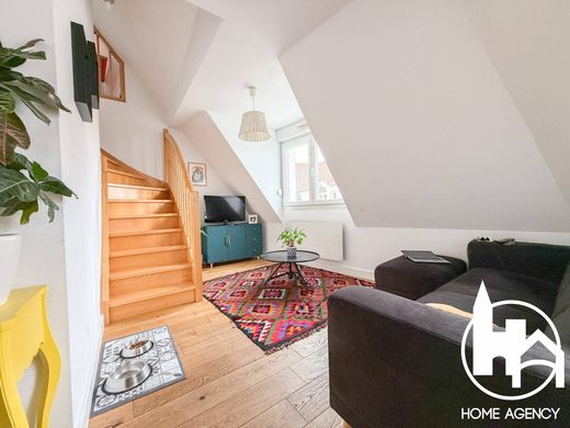 Apartment / Etagenwohnung in Straßburg, Bas-Rhin