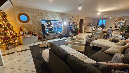 Luksusowy dom w Thézac, Charente-Maritime