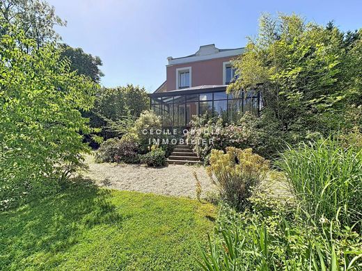 Luxury home in Joinville-le-Pont, Val-de-Marne