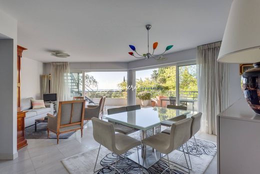 Saint-Raphaël, Varのアパートメント