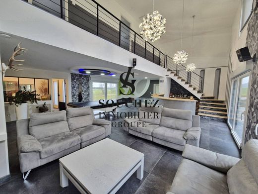 ‏בתי יוקרה ב  Hersin-Coupigny, Pas-de-Calais