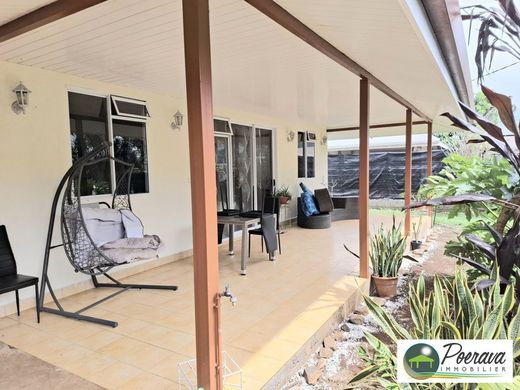 Luxury home in Tohautu, Îles du Vent