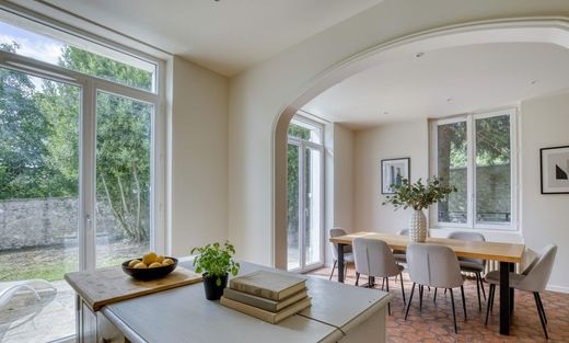 Luxury home in Ableiges, Val d'Oise