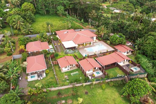 Luxury home in Vairao, Taiarapu-Ouest