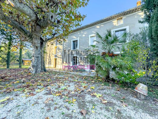 Luksusowy dom w Pernes-les-Fontaines, Vaucluse