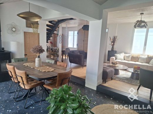 Luxury home in Châtelaillon-Plage, Charente-Maritime
