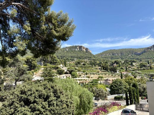 Cassis, Bouches-du-Rhôneのアパートメント
