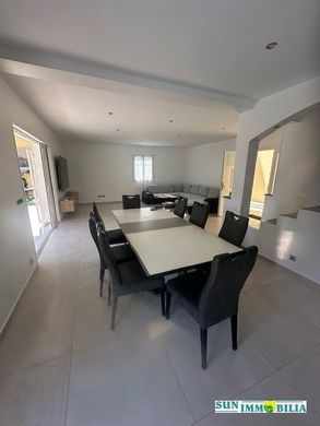 Casa di lusso a Cagnes-sur-Mer, Alpi Marittime