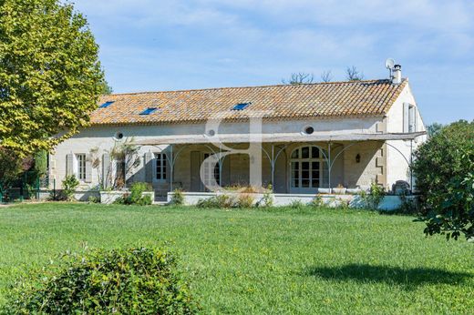Элитный дом, Saint-Rémy-de-Provence, Bouches-du-Rhône