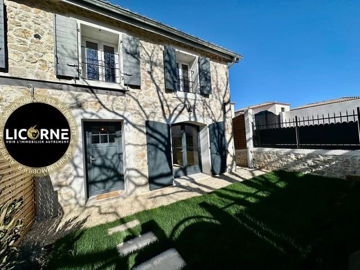 Casa di lusso a Le Puy-Sainte-Réparade, Bocche del Rodano