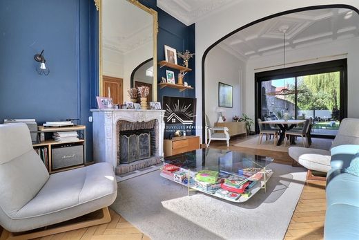 Luxury home in Roubaix, North