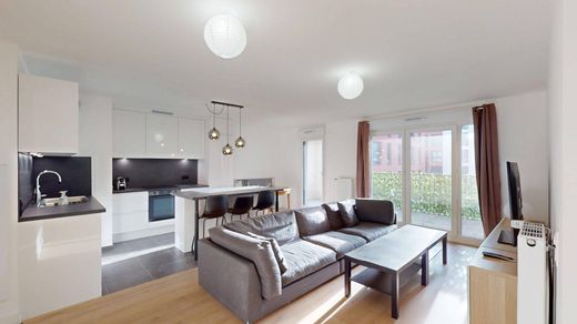 Apartment in Romainville, Seine-Saint-Denis