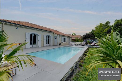 Luxe woning in Vertou, Loire-Atlantique