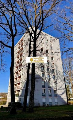 Appartementencomplex in Luxeuil-les-Bains, Haute-Saône