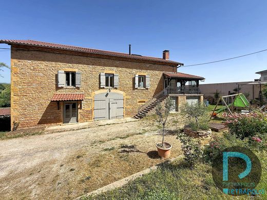 Casa di lusso a Porte des Pierres Dorées, Rhône