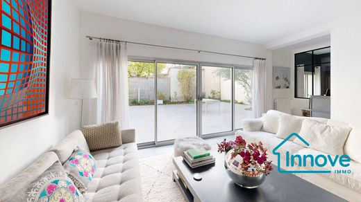 Luxury home in Le Chesnay, Yvelines