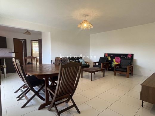 ﺷﻘﺔ ﻓﻲ Pirae, Îles du Vent