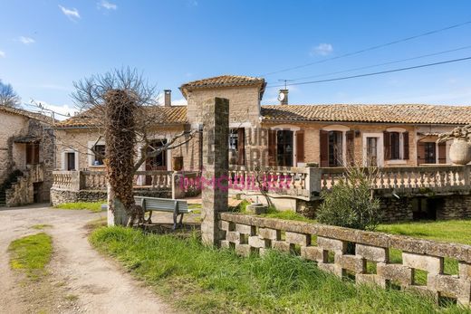 Luxury home in Ménerbes, Vaucluse